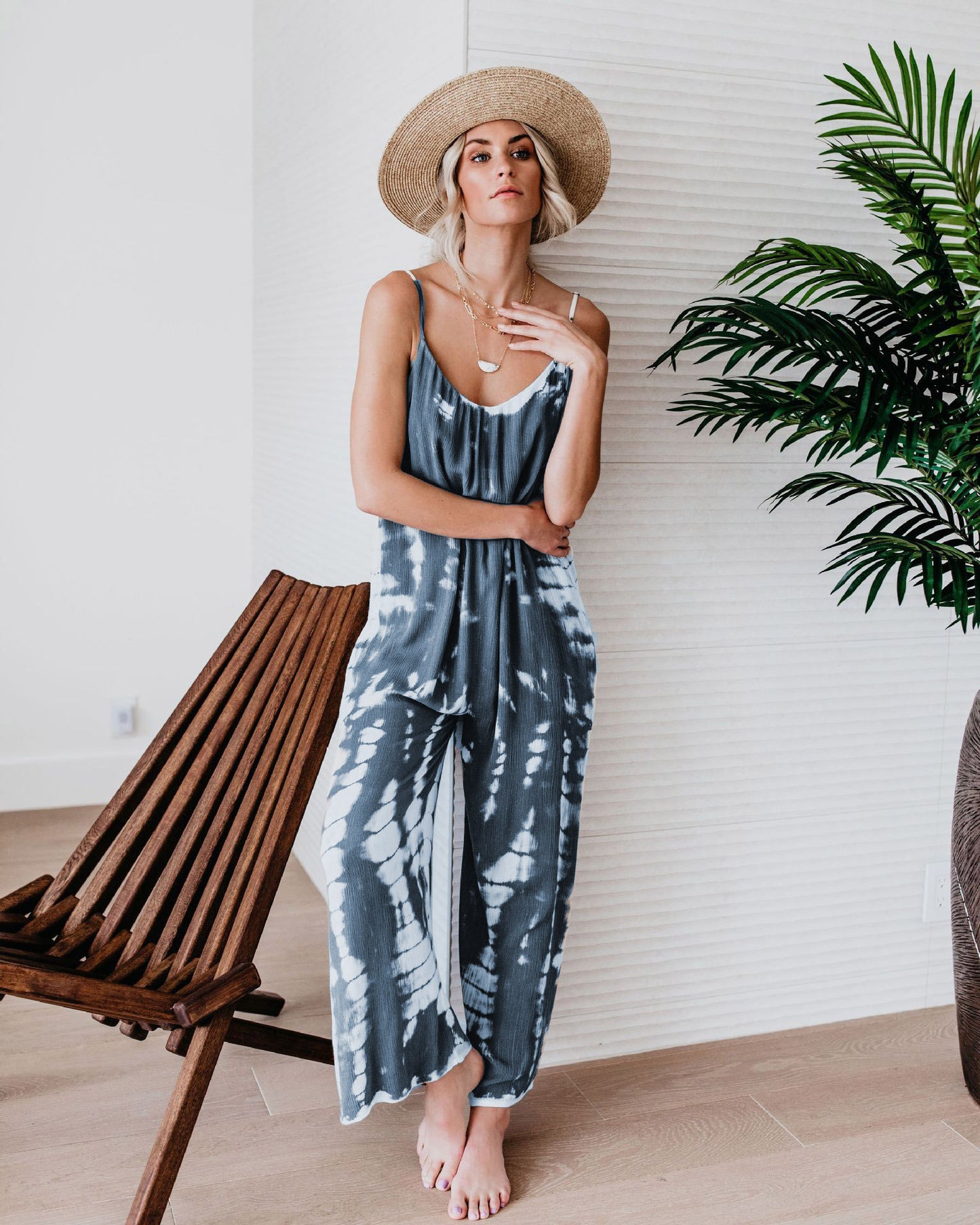 Women's Suspender Wide-Leg Jumpsuit