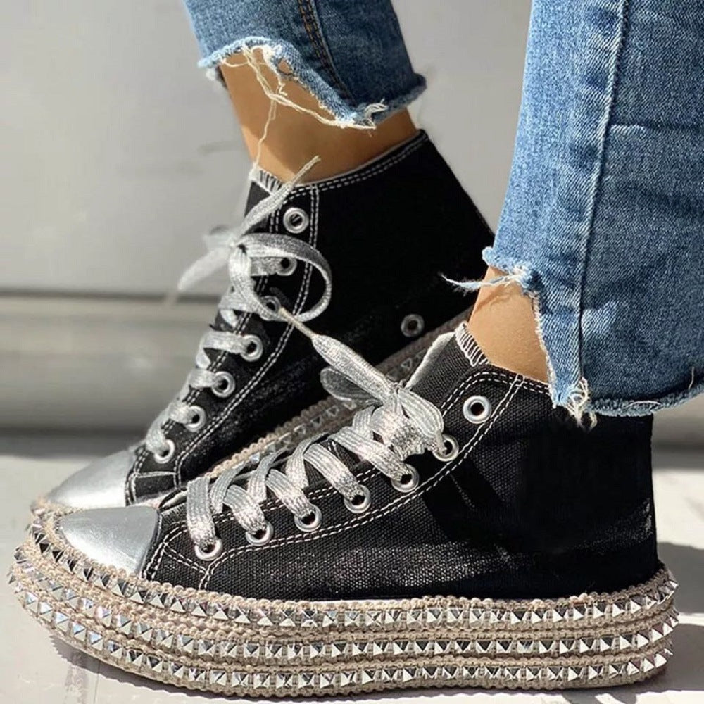 Women's Rivet Booster Flat Sneakers